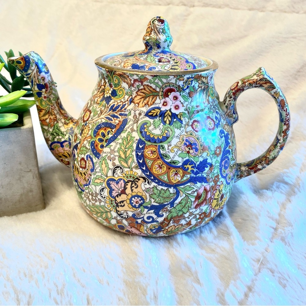 WADE ENGLAND chintz tee pot with lid - antique vintage blue gold white